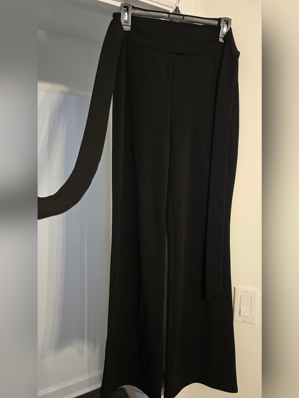 5 for $ 25 - Windsor Black Tie-Waist Wide Leg Pants Size Medium GUC